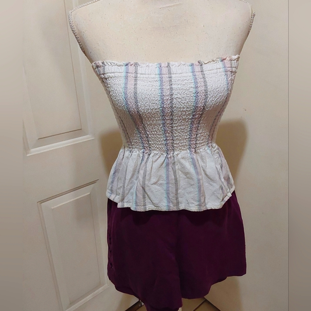 🌺 Like New American Eagle Strapless Peplum Top